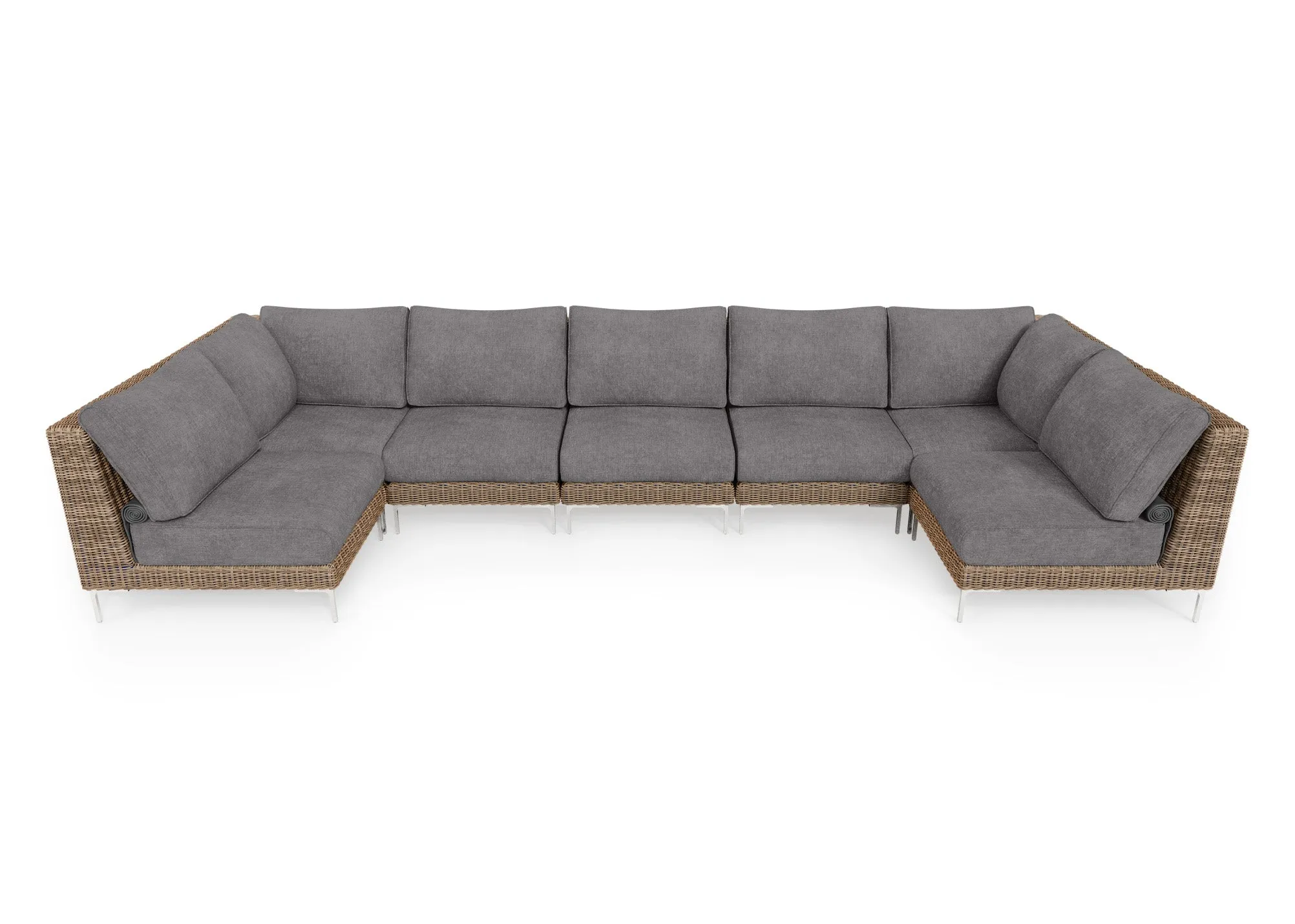 Brown Wicker Outdoor U Sectional - 7 Seat