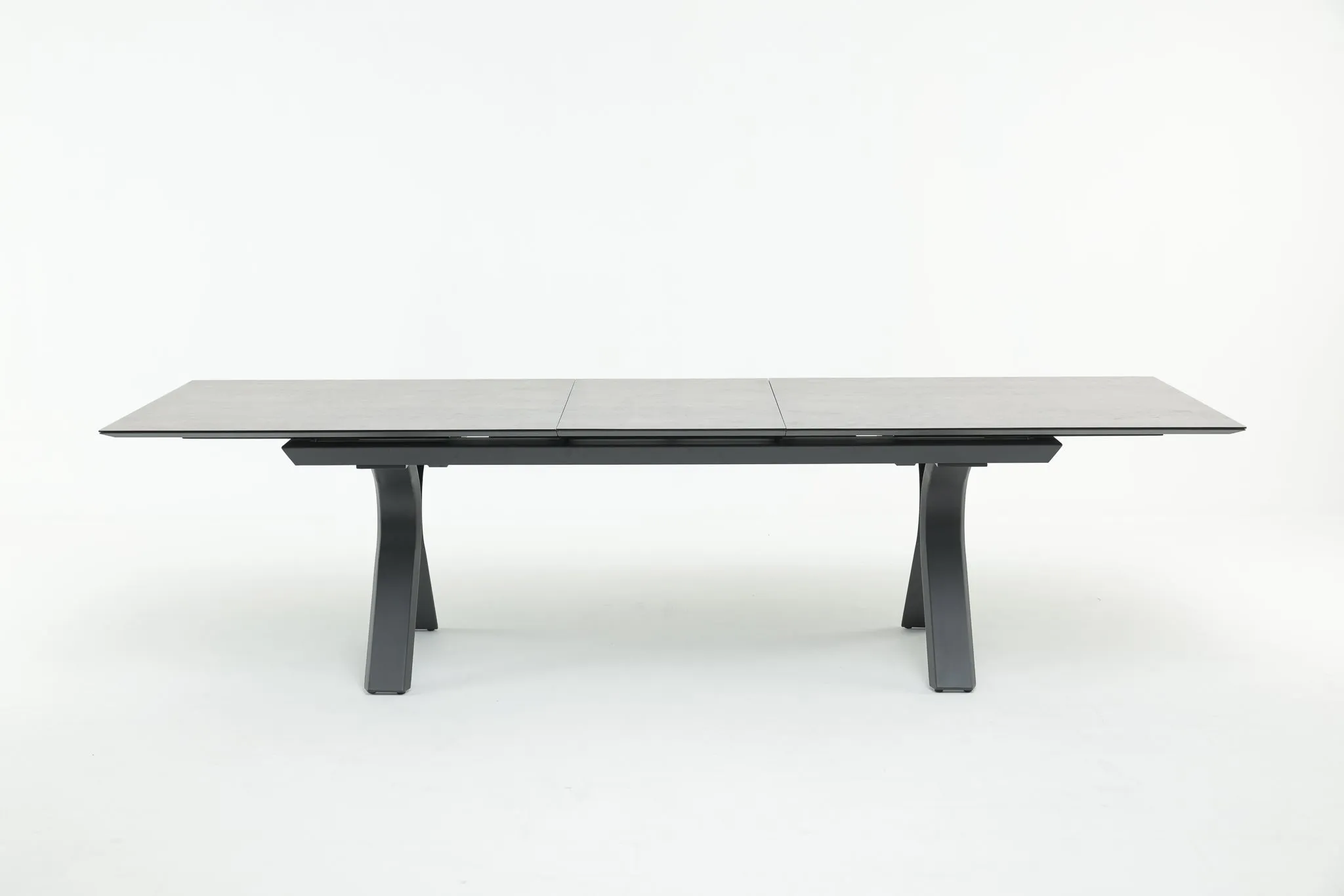 CITOVA Extendable Outdoor Dining Table